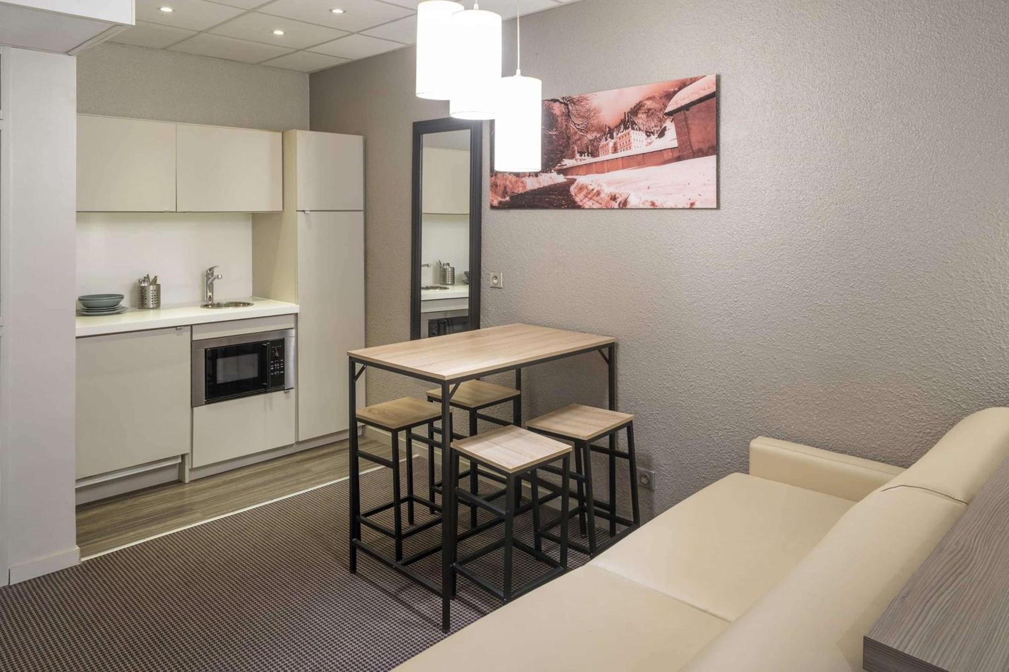 Best Western Voiron Centre Buitenkant foto